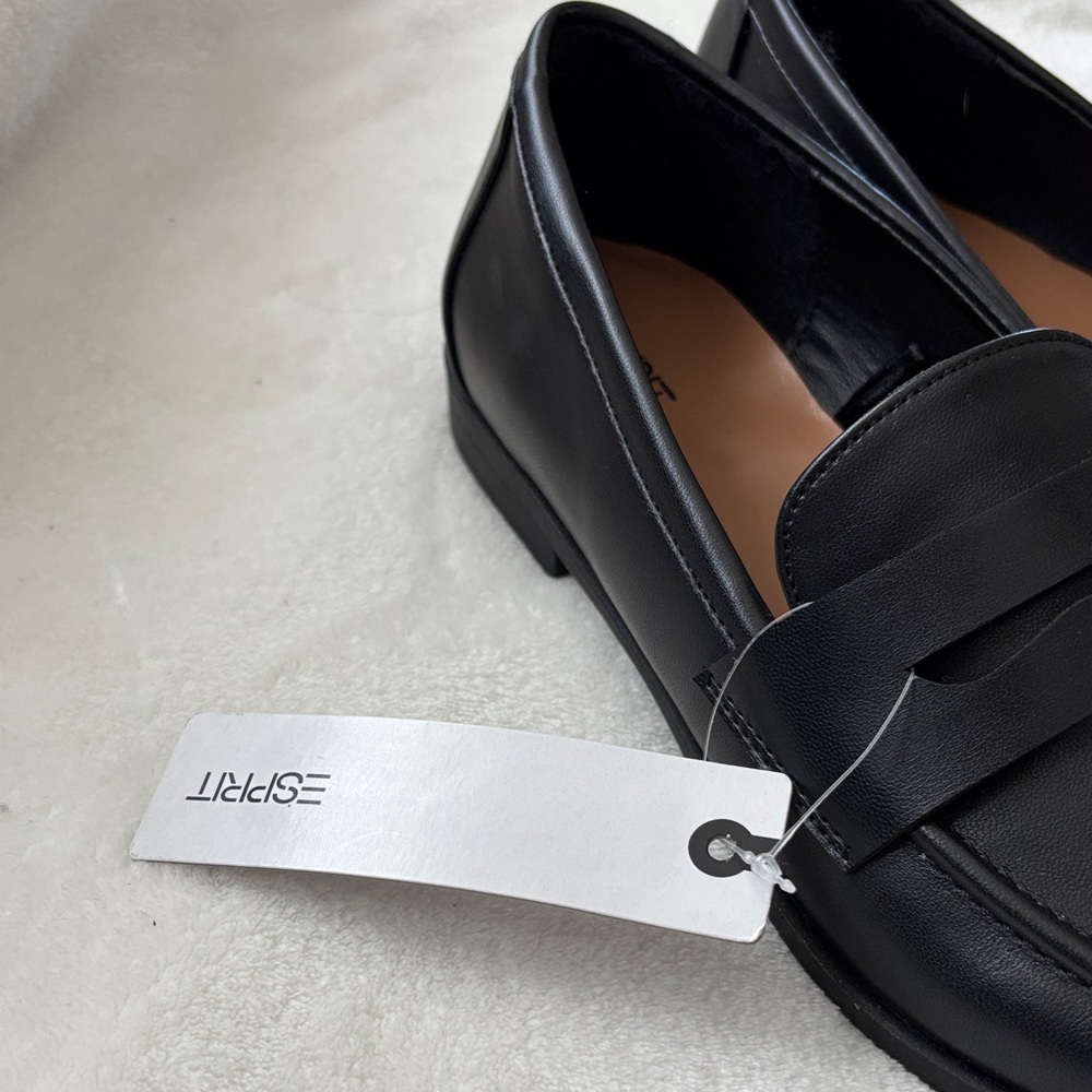 Esprit Black - Picture 9 of 9